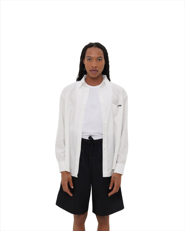 Male model front view in Vault Urban monochrome Stay Fresh shirt – sustainable wrinkle-free men’s workwear